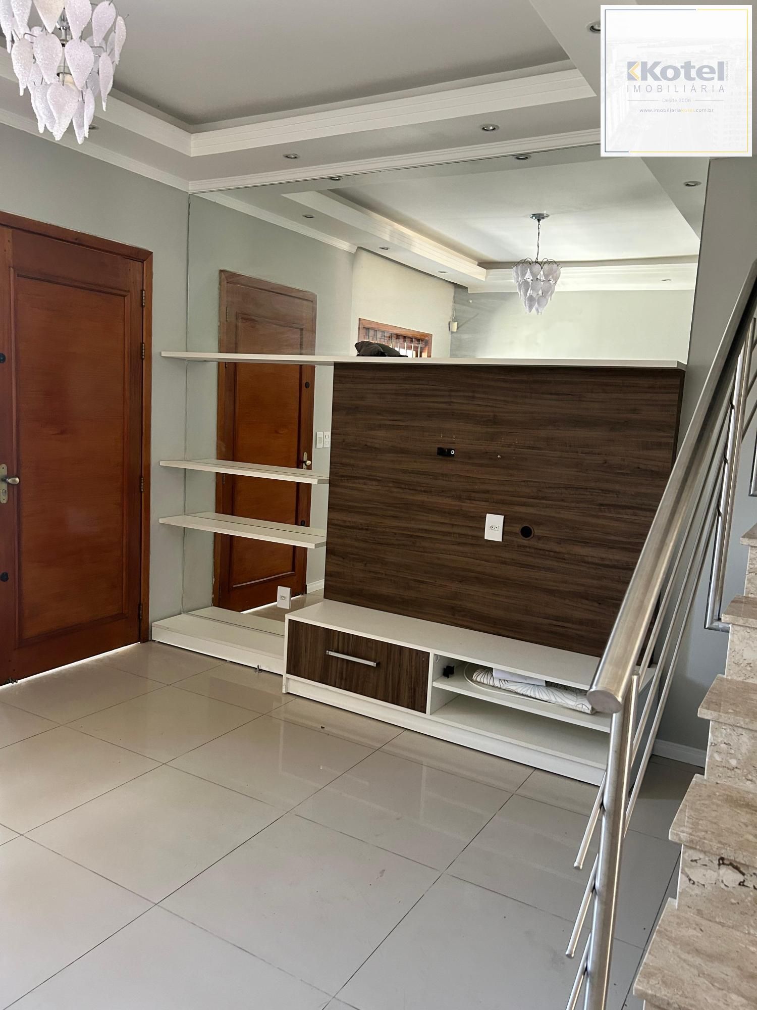 Casa sobrado no bairro São José em Canoas de 2 dormitórios