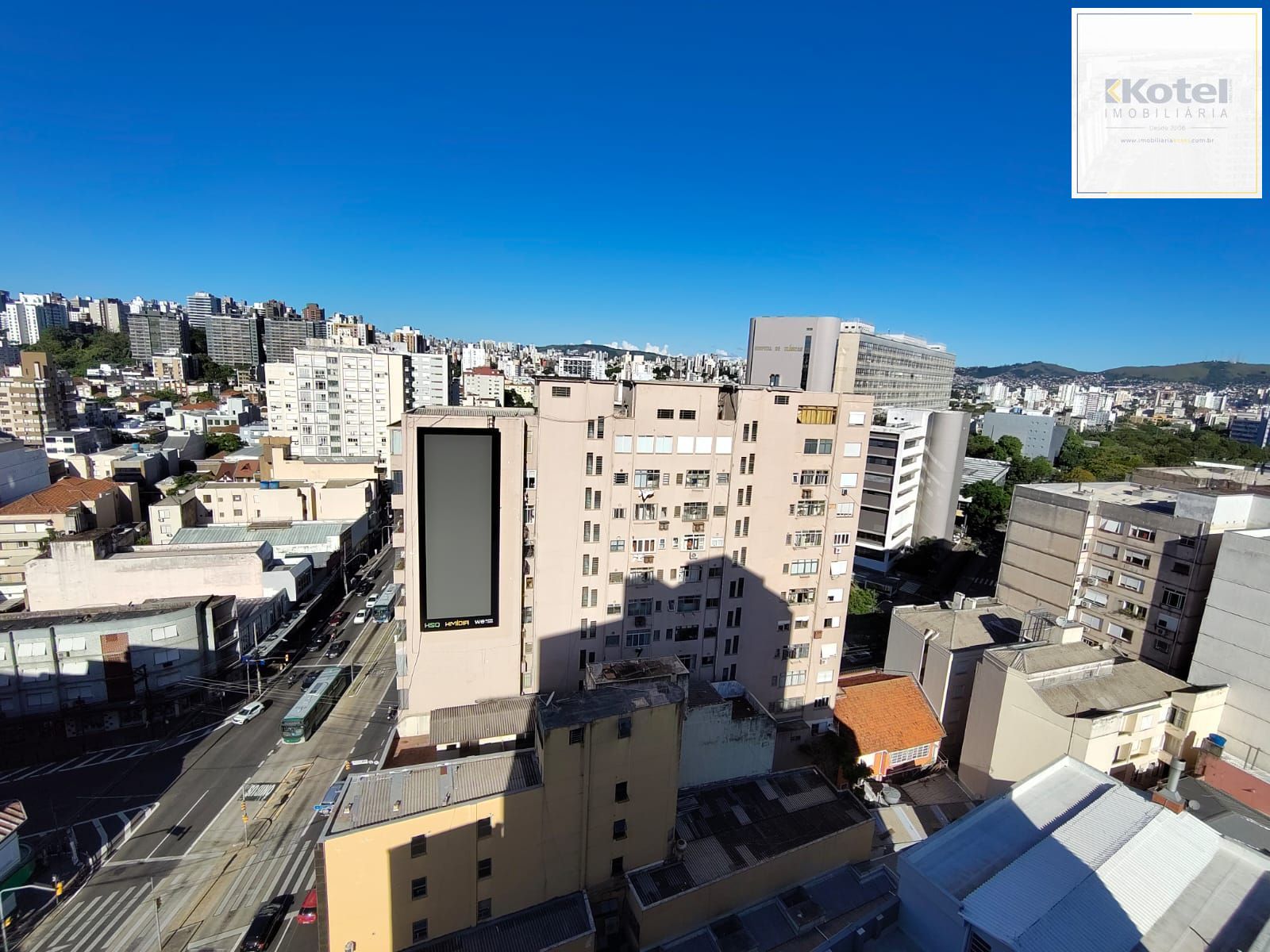 Sala comercial à venda/Porto Alegre/ Bom Fim/ frente HPS/ 70m² PRIVATIVOS