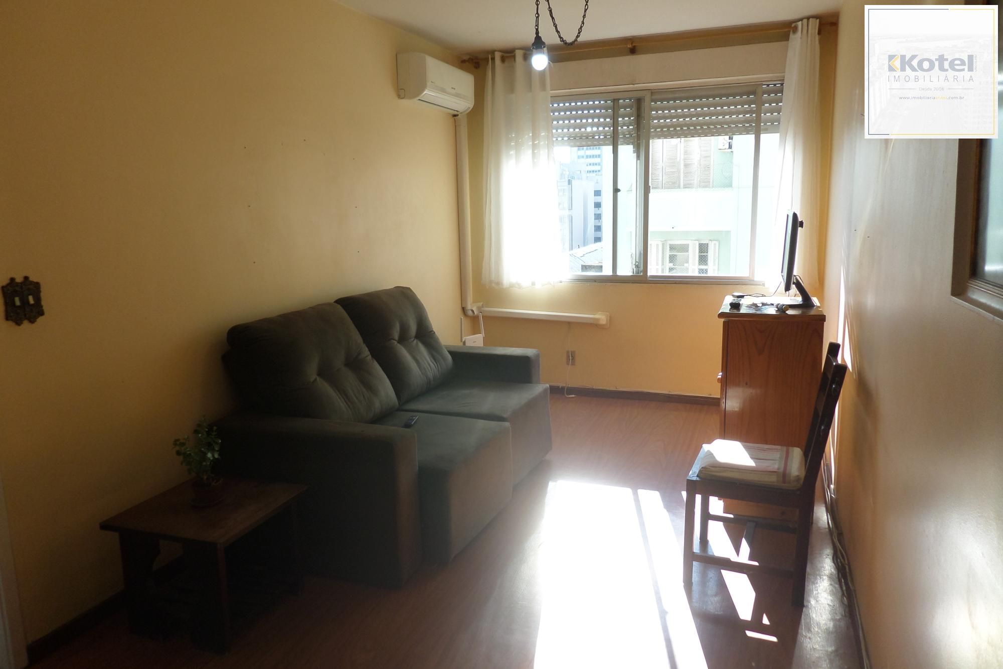 Apartamento no Centro de 2 dormitórios dependência DESOCUPADO — foto 4