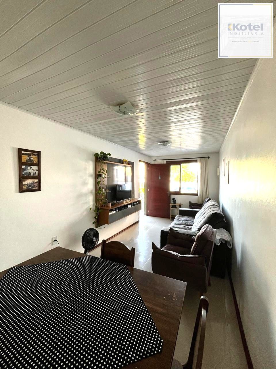 Casa térrea de 3 dormitórios e amplo pátio — foto 5