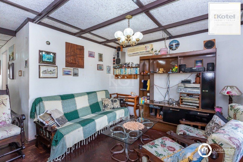 Casa para Venda - 93m², 4 dormitórios, sendo 1 suites, 4 vagas - Jardim Leopoldina — foto 2