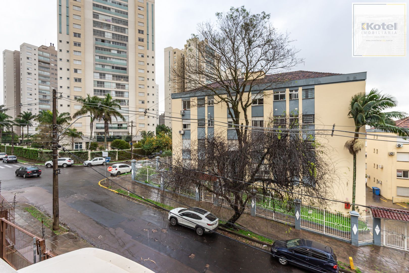Apartamento no bairro Vila Ipiranga de 2 dormitórios e vaga DESOCUPADO — foto 3