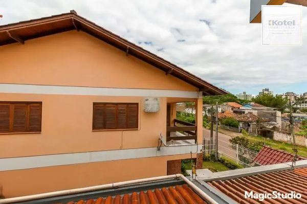 Casa sobrado a Venda de 5 Quartos, 1 Suite e 4 Vagas de Garagem com 235M²privt. — foto 5
