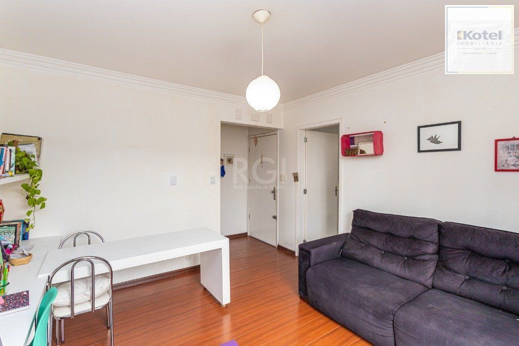 Apartamento térreo com pátio de 1 dormitório no bairro Santa Cecilia — foto 3