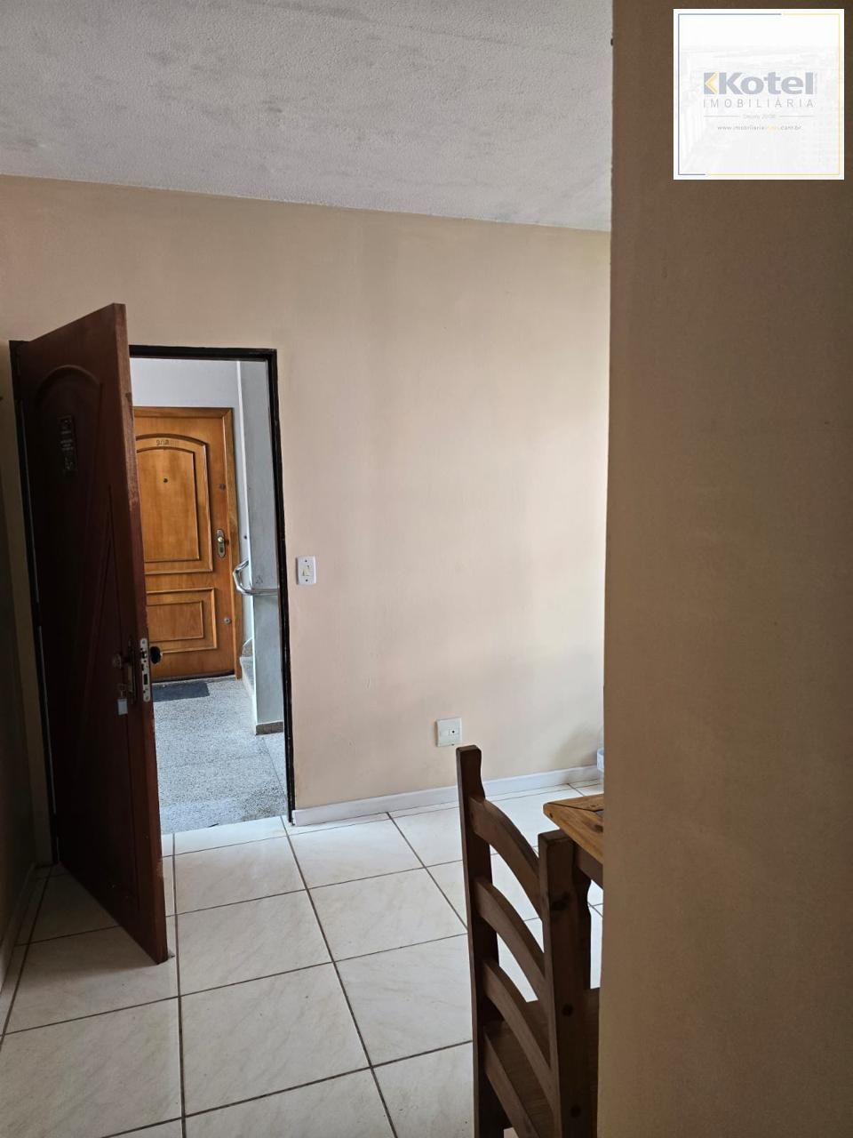 Apartamento no Jardim Itú de 1 dormitório e vaga rotativa DESOCUPADO
