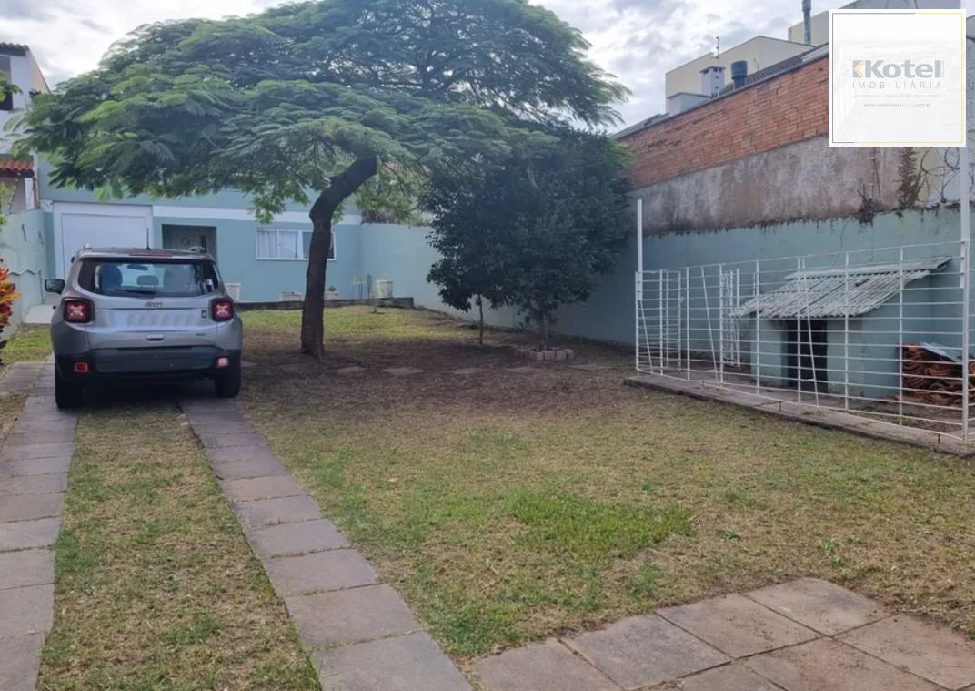 Casa sobrado no bairro Cristal de 3 domitórios e 3 vagas — foto 2