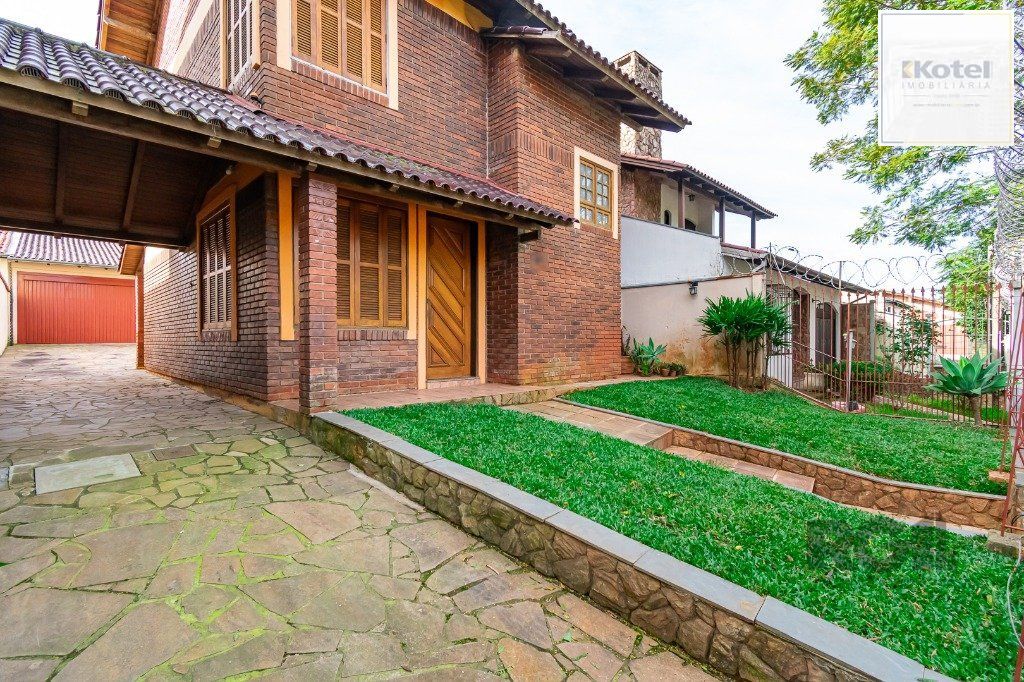 Casa sobrado na zona norte de 3 dormitórios 3 vagas e piscina — foto 3