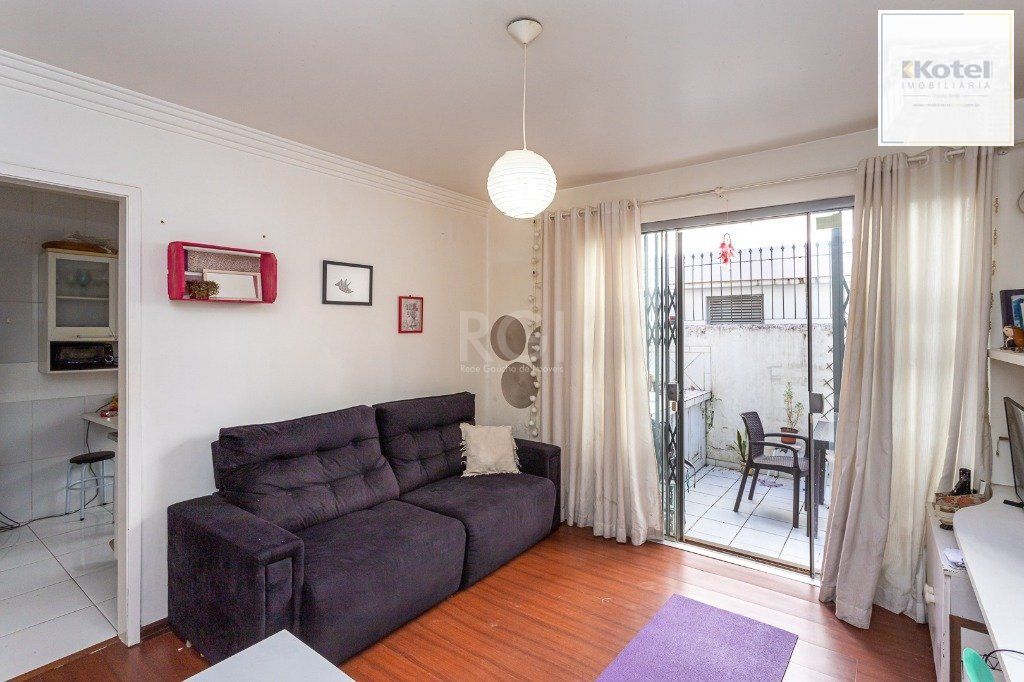 Apartamento térreo com pátio de 1 dormitório no bairro Santa Cecilia — foto 2