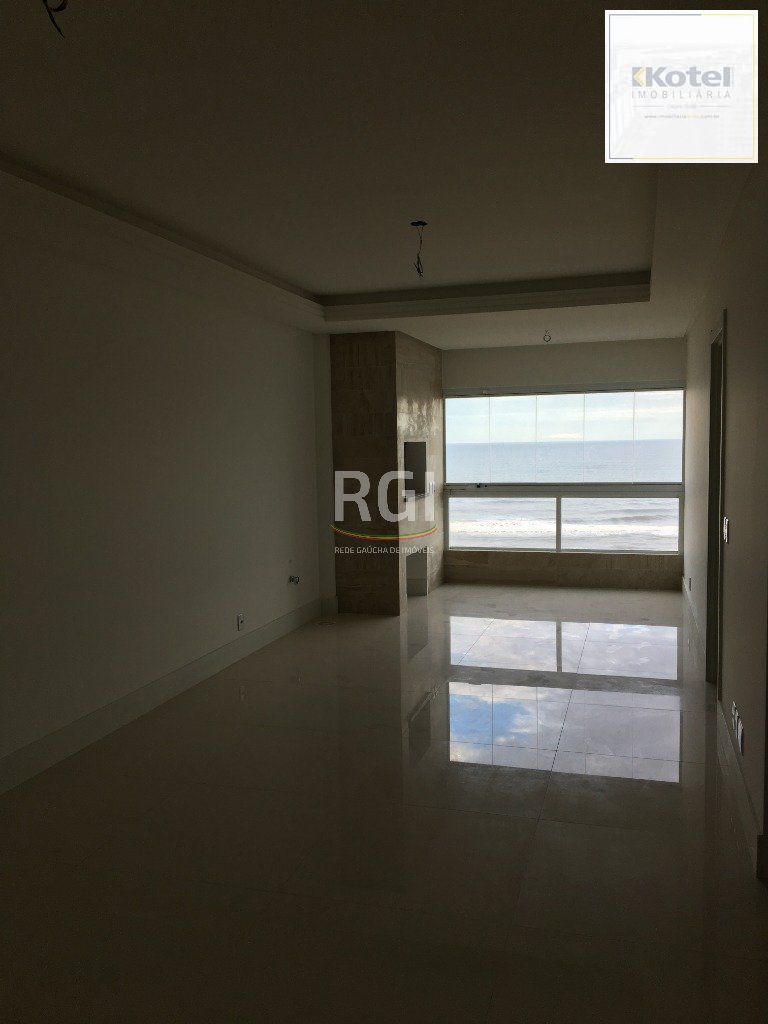 Apartamento para Venda - 83.37m², 3 dormitórios, sendo 2 suites, 2 vagas - Centro