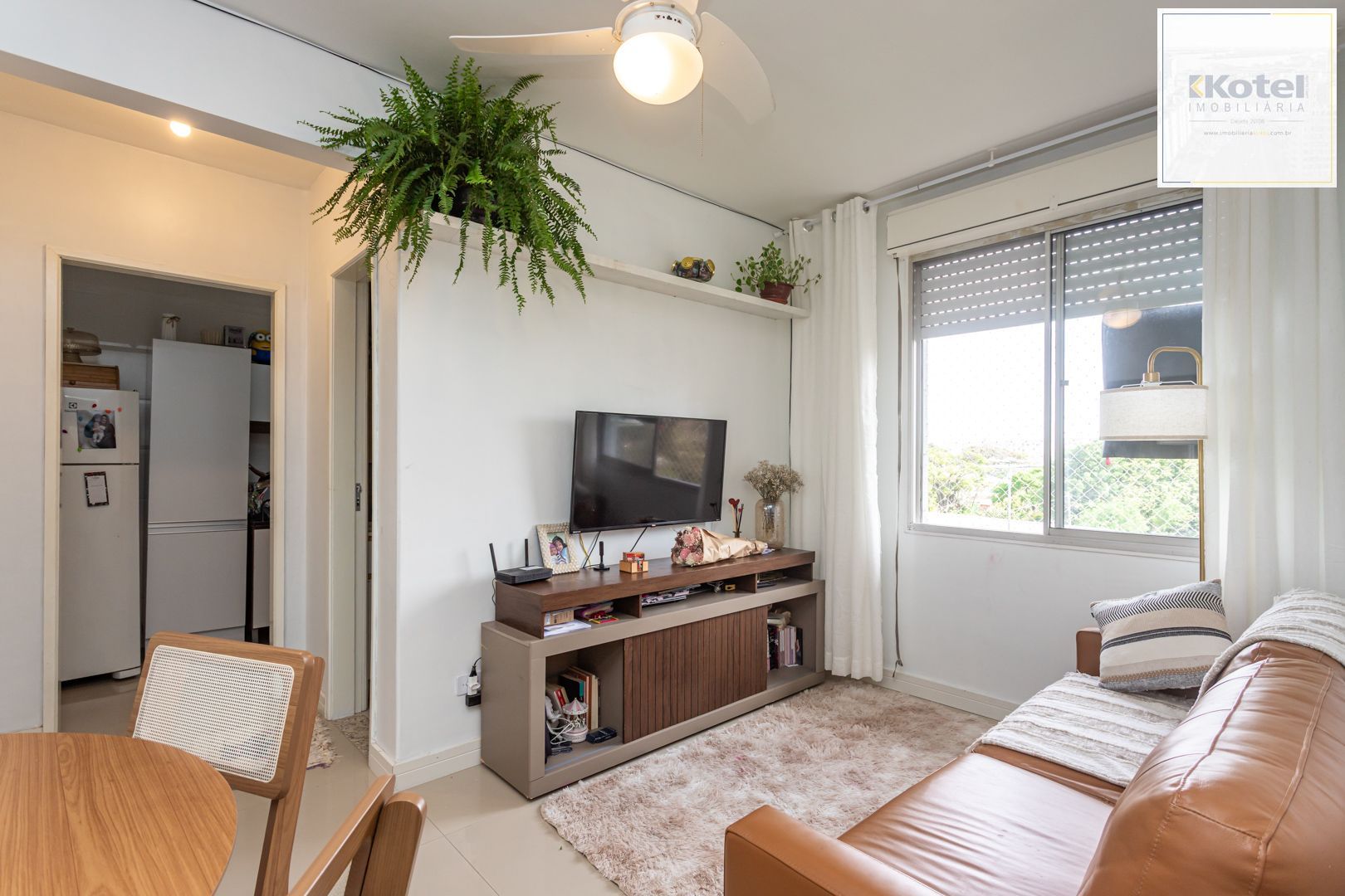 Apartamento no Cristal reformado de 1 dormitório e vaga rotativa