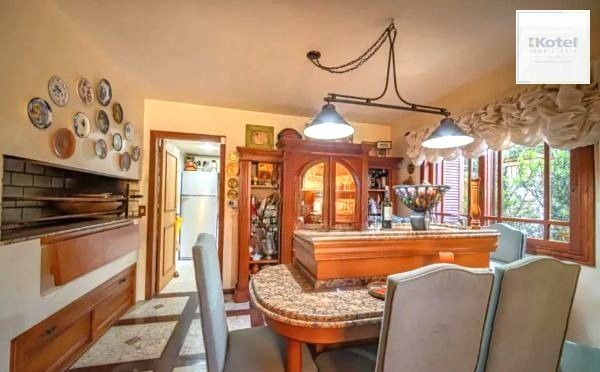 Casa em Gramado de 4 dormitórios e  4 vagas — foto 4