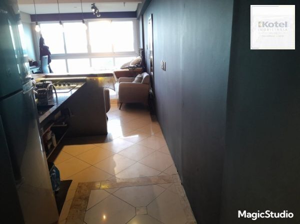 Loft com 1 quarto e 43m² à venda em Centro Histórico, Porto Alegre.