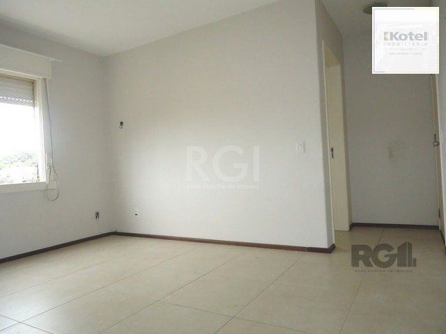 Apartamento de 2 dormitórios e vaga no Jardim do Salso