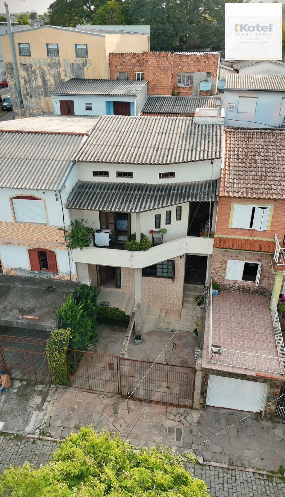 Excelente casa para venda com edicula e sotão. Entrar e morar! — foto 2