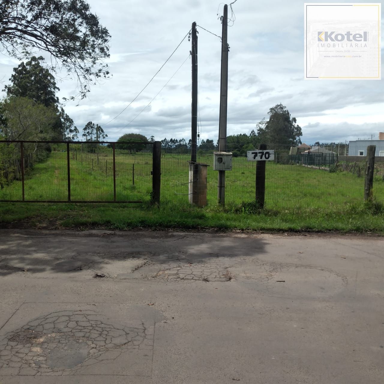 Excelente Terreno (podendo ser utilizado como Sítio/Chácara/Condomínio Residencial ou Comercial) com aproximadamente 40mil metros quadrados no município de Glorinha. — foto 1