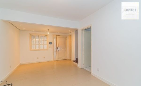 Casa em Condomínio em Ipanema de 3 dormitórios e 2 vagas DESOCUPADA — foto 5