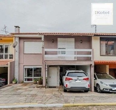 Casa em condomínio no bairro Santo Antônio de 4 dormitórios e 2 vagas