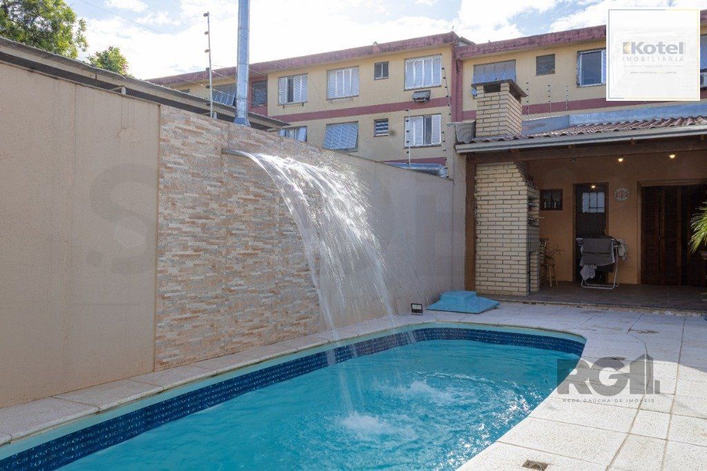Casa para Venda 3 dormitórios no Partenon — foto 2