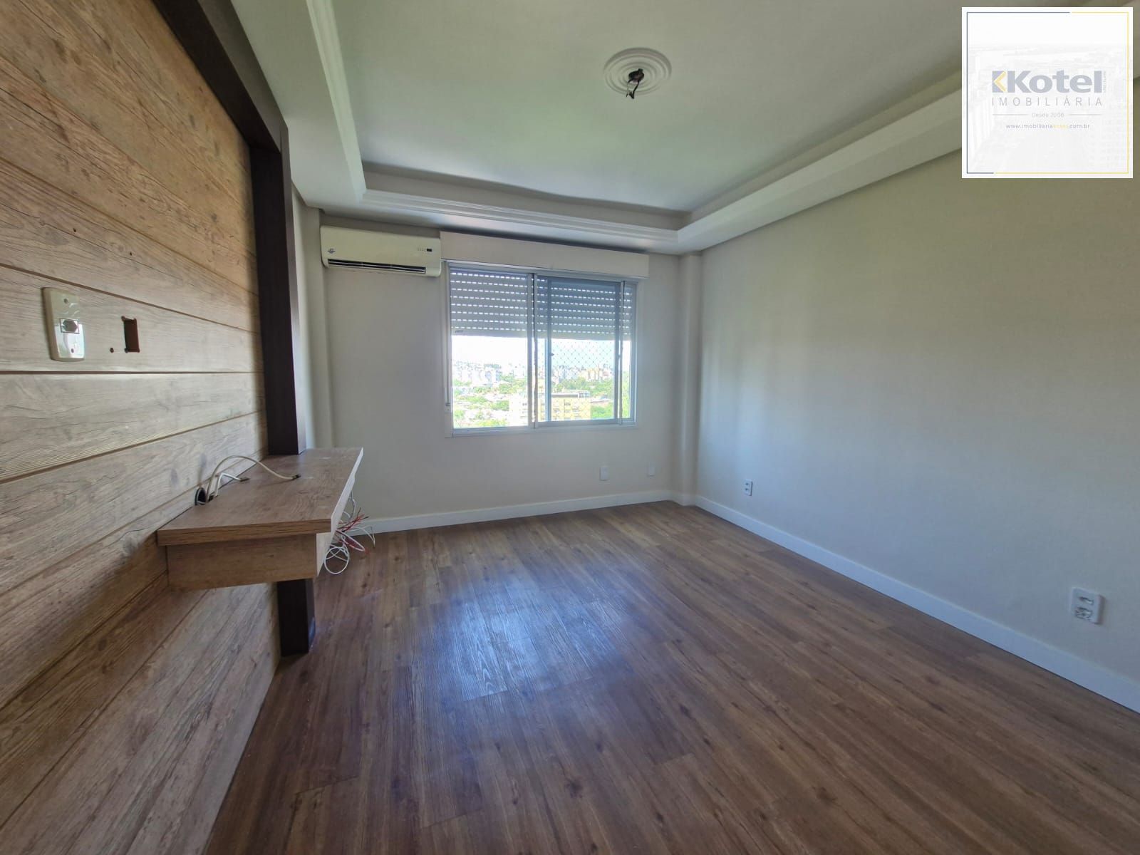 Apartamento no bairro Cristal de 2 dormitórios e vaga DESOCUPADO — foto 5