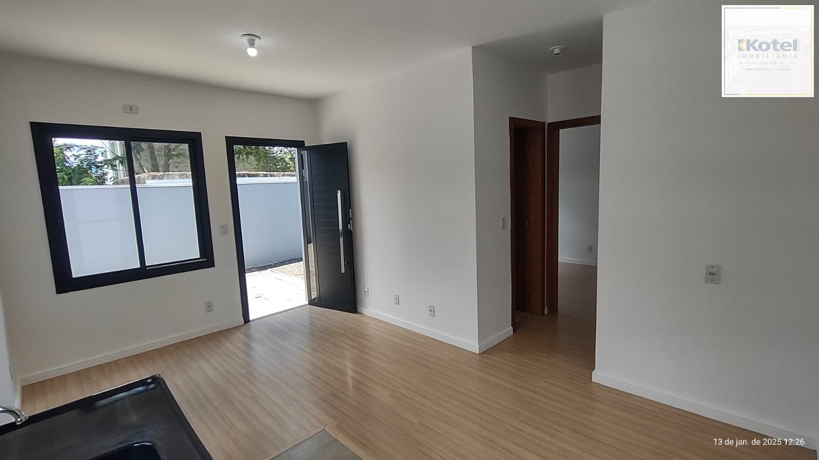 Casa em condomínio de 2 dormitórios no bairro São José em Canoas