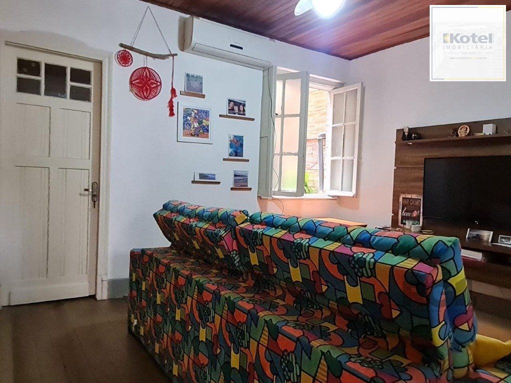 Casa sobrado no Centro de 4 dormitórios