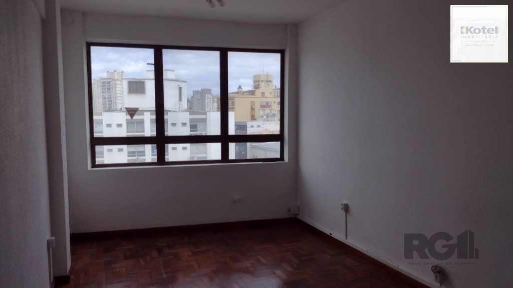 Sala Comercial à venda, 24m², Passo da Areia - Porto Alegre — foto 2