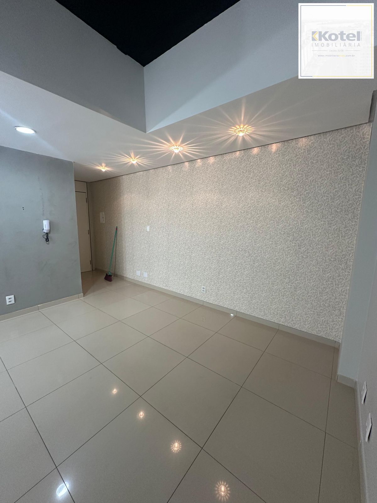 Sala Comercial, 1 sala, à venda, 33 m², Praia de Belas - Porto Alegre — foto 3