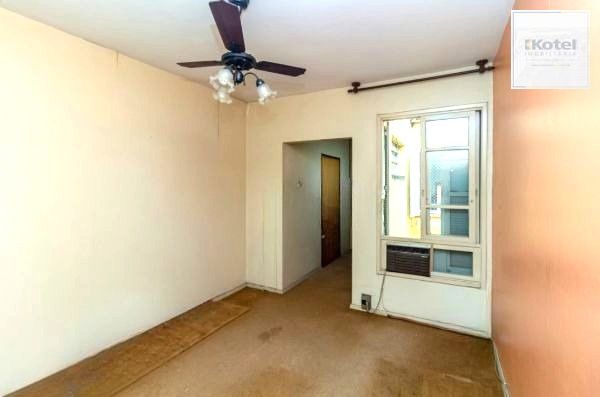 Apartamento de 2 dormitórios no Menino Deus DESOCUPADO