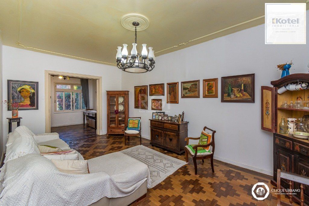 Casa para Venda de 3 dormitórios, no bairro Petrópolis — foto 4