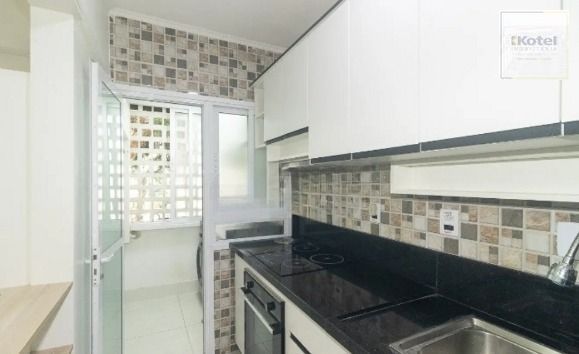 Apartamento na Azenha de 3 dormitórios térreo DESOCUPADO — foto 4