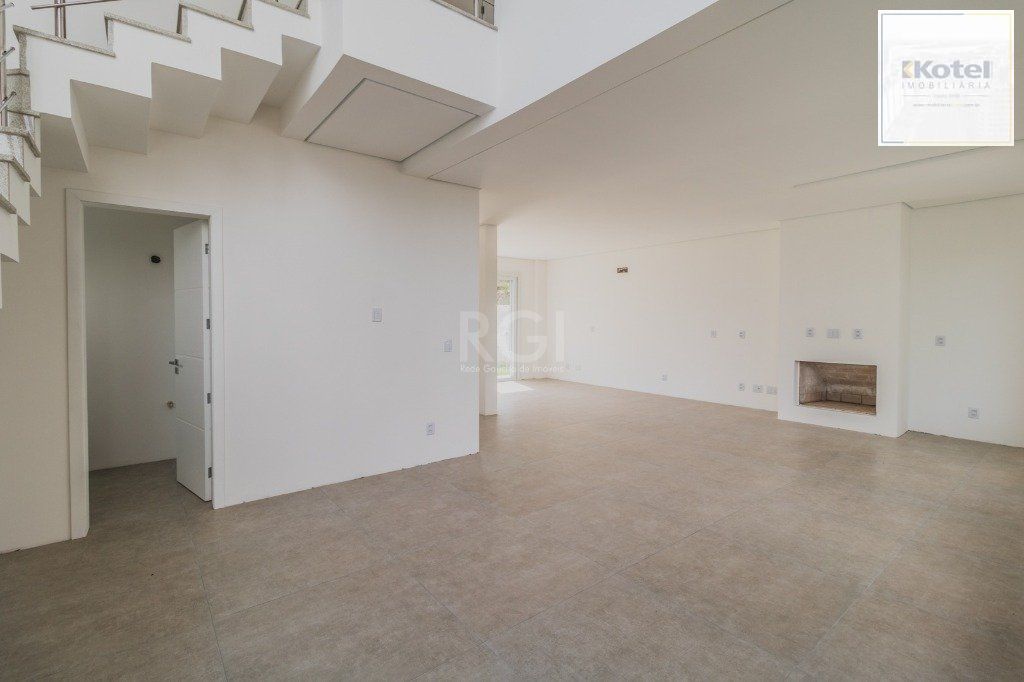 Casa Condominio para Venda - 197m², 3 dormitórios, sendo 3 suites, 4 vagas - Krahe