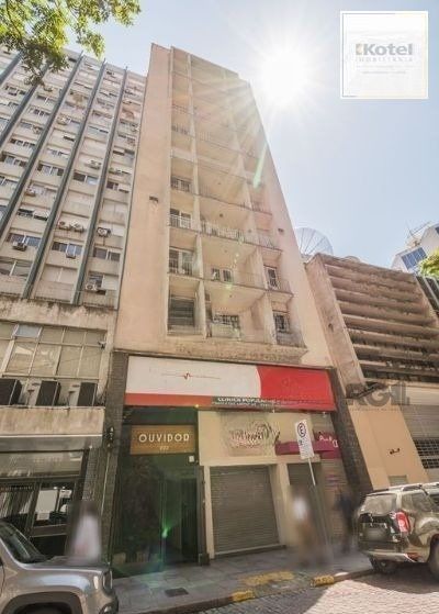 Apartamento de 1 dormitório, Centro Histórico desocupado