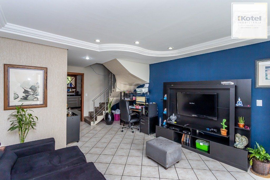 Sobrado para Venda - 171.64m², 3 dormitórios, sendo 1 suites, 2 vagas - Jardim Itu