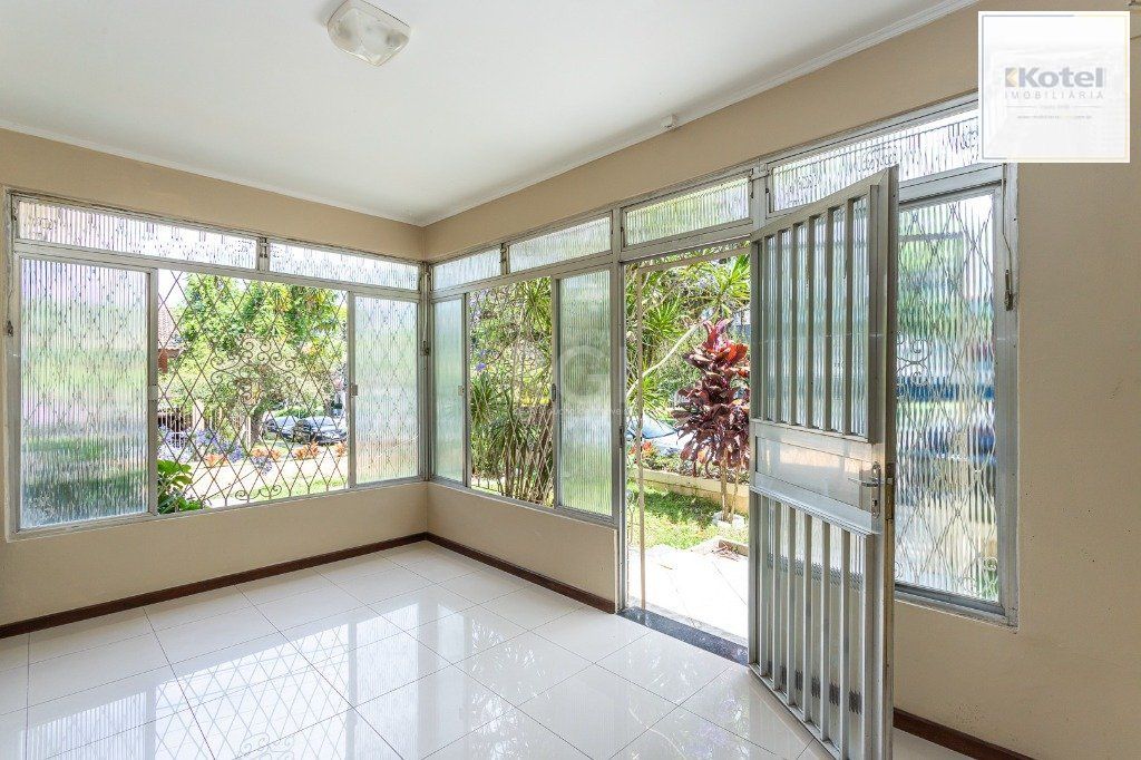 Casa para Venda - 740m², 5 dormitórios, sendo 1 suites, 3 vagas - Vila Assunção — foto 2