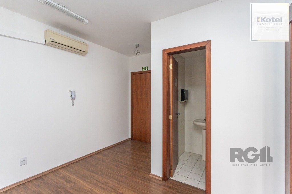 Sala Comercial à venda, 34m², Menino Deus - Porto Alegre