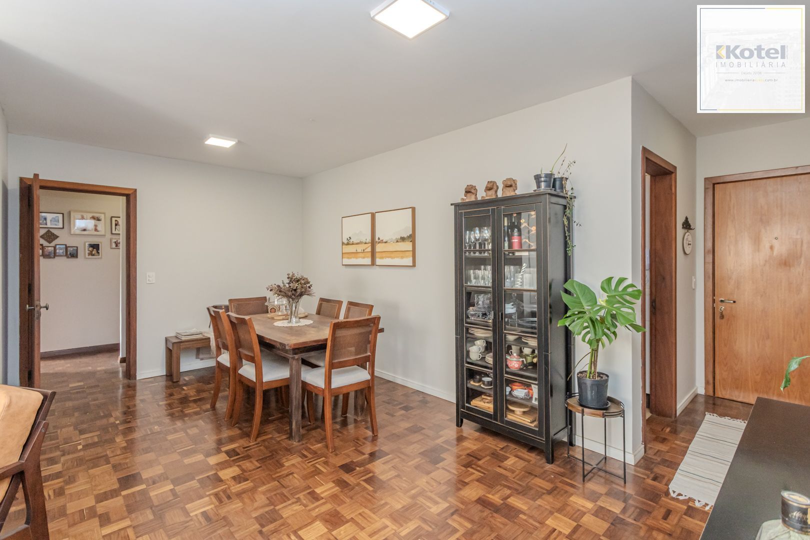 Apartamento de 3 dormitórios e vaga no bairro Petrópolis — foto 4