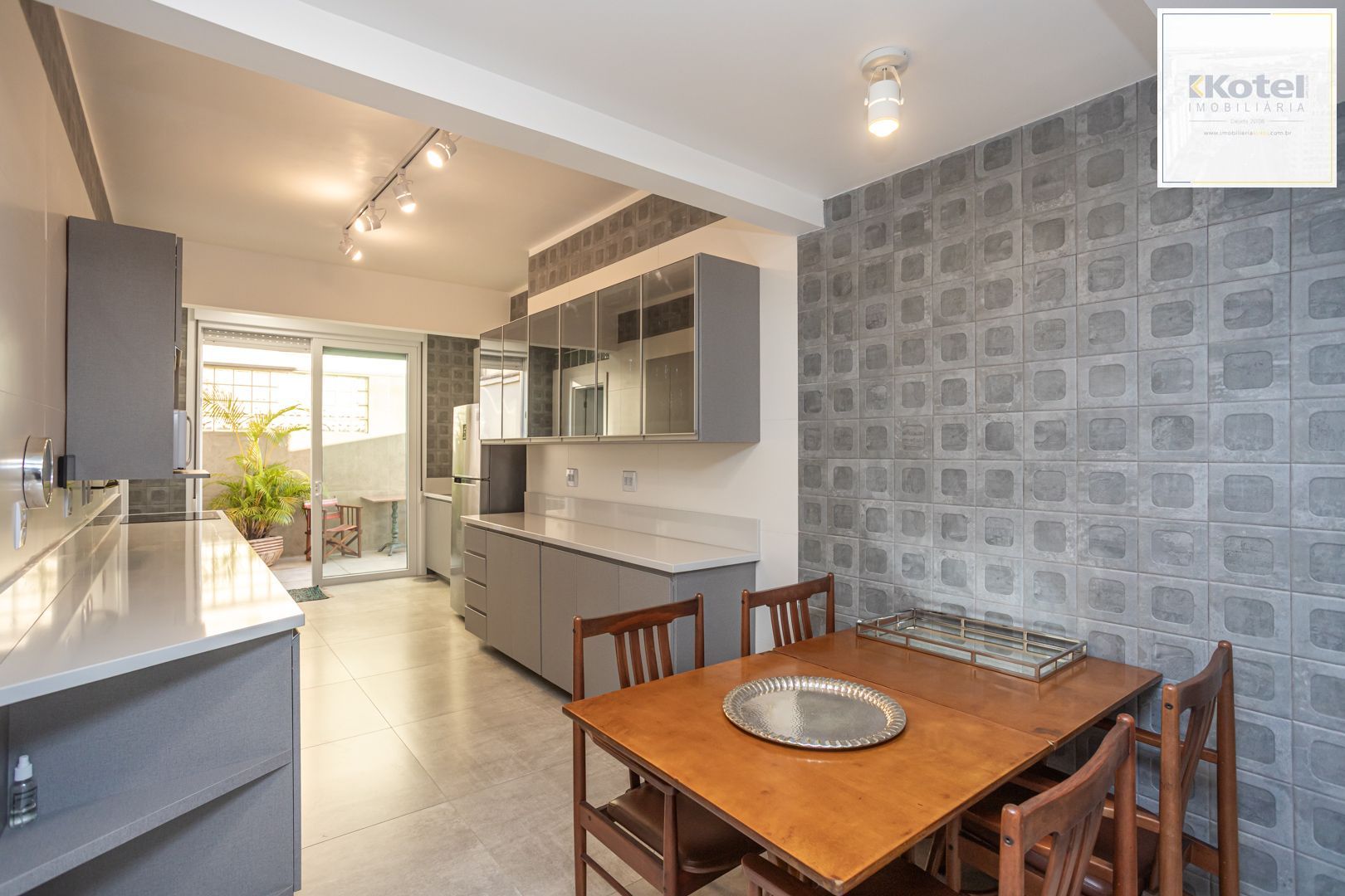 Apartamento Garden 3 quartos à venda, 172m², Rio Branco - Porto Alegre