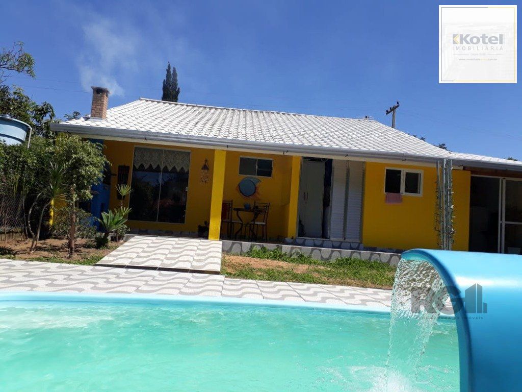 Casa no Condomínio Cantegrill em Viamão