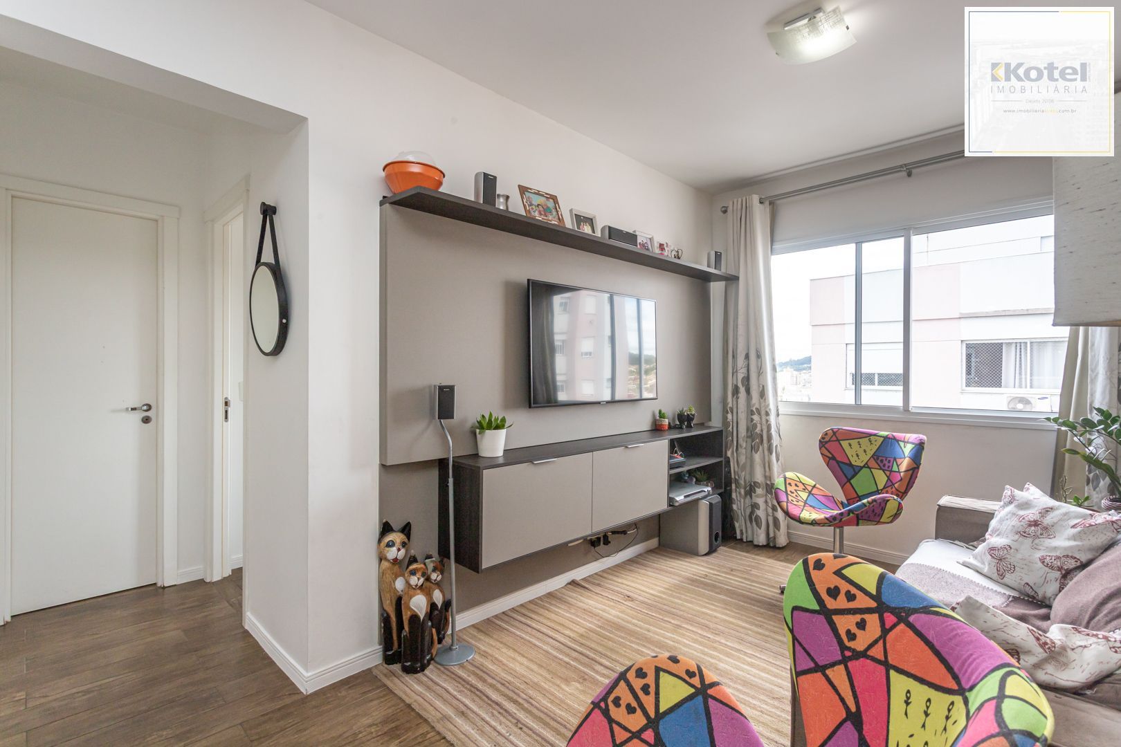 Apartamento para Venda - 50.98m², 2 dormitórios, 1 vaga - Partenon