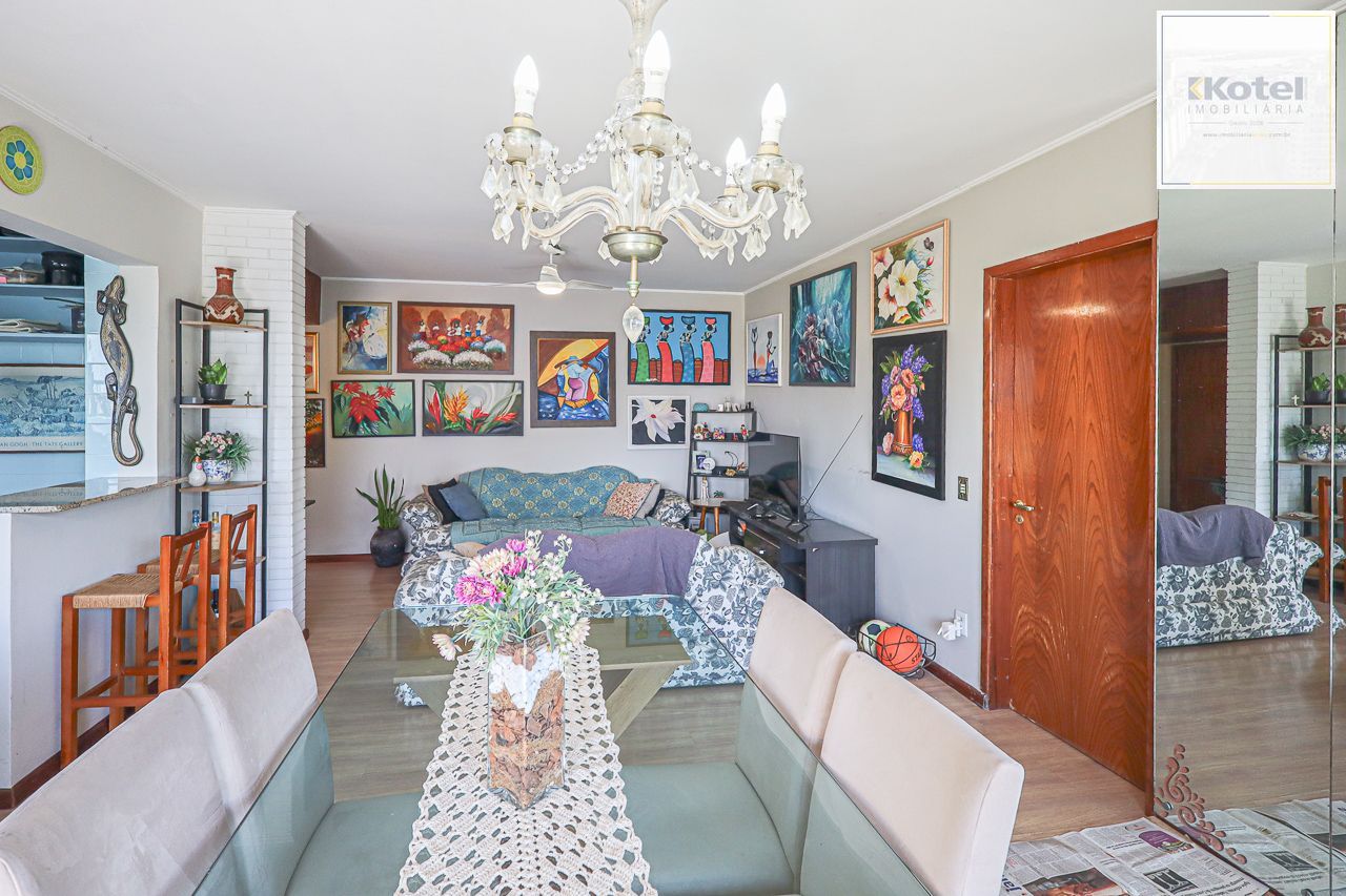 Apartamento a venda no bairro Mont' Serrat