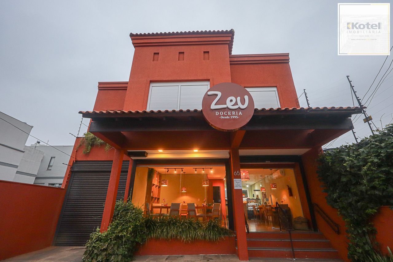 Casa Comercial a venda no bairro Cristo Redentor