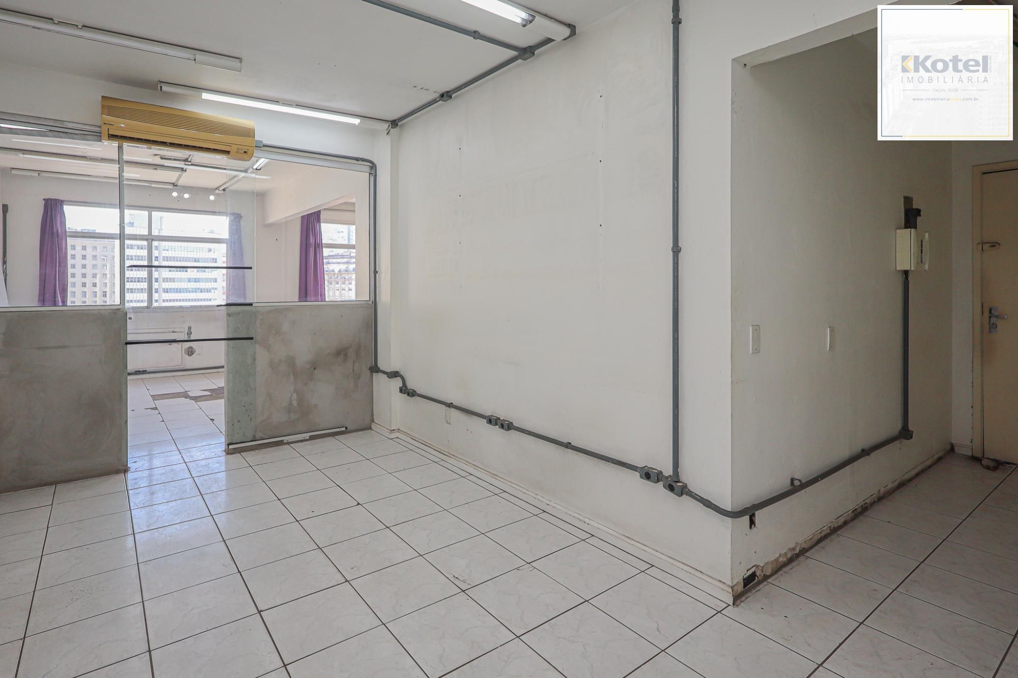 Sala comercial a venda no Centro Histórico