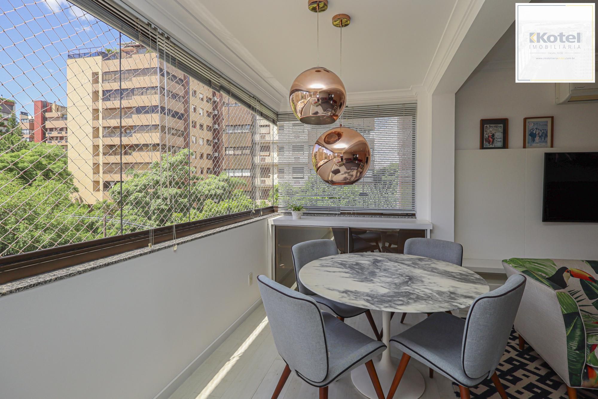 Apartamento a venda no bairro Petrópolis — foto 2