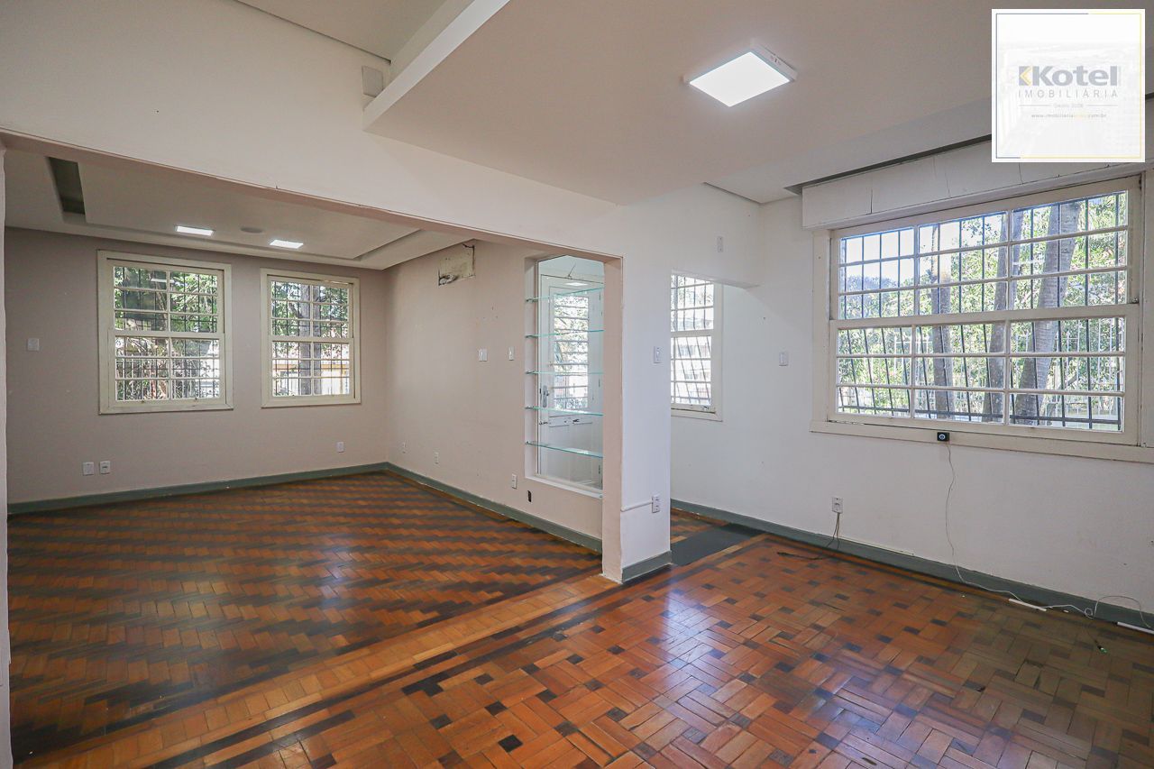 Casa a venda no bairro Petrópolis