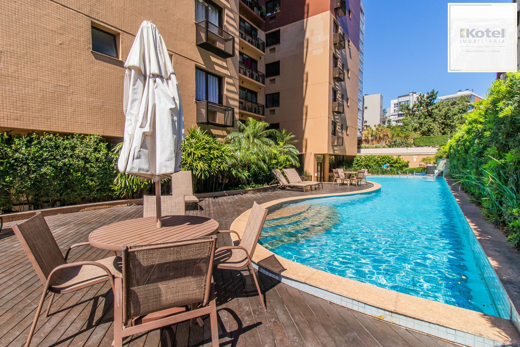Apartamento a venda no bairro Petrópolis