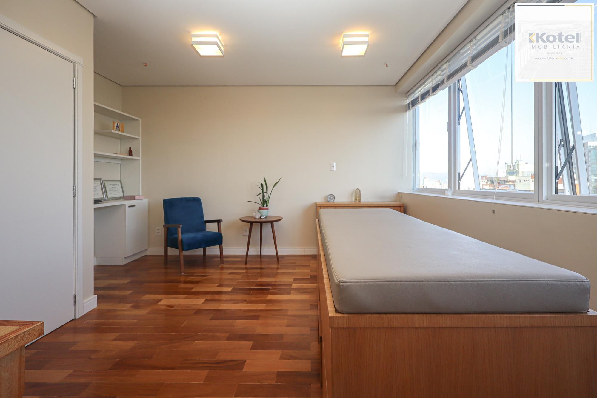 Sala Comercial a venda no bairro Mont Serrat