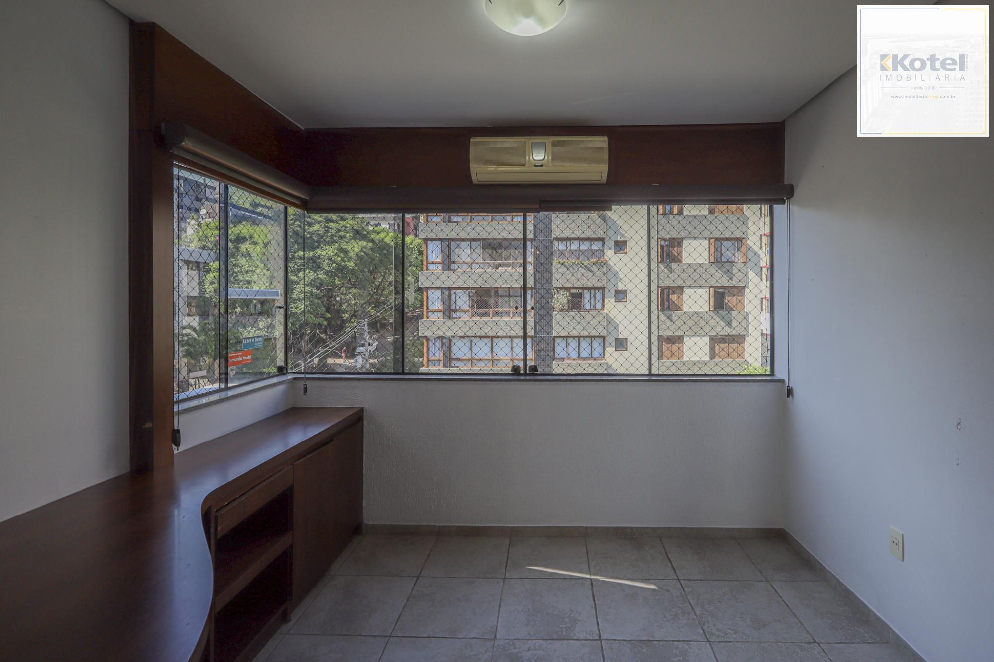 Apartamento a venda no bairro Mont'Serrat
