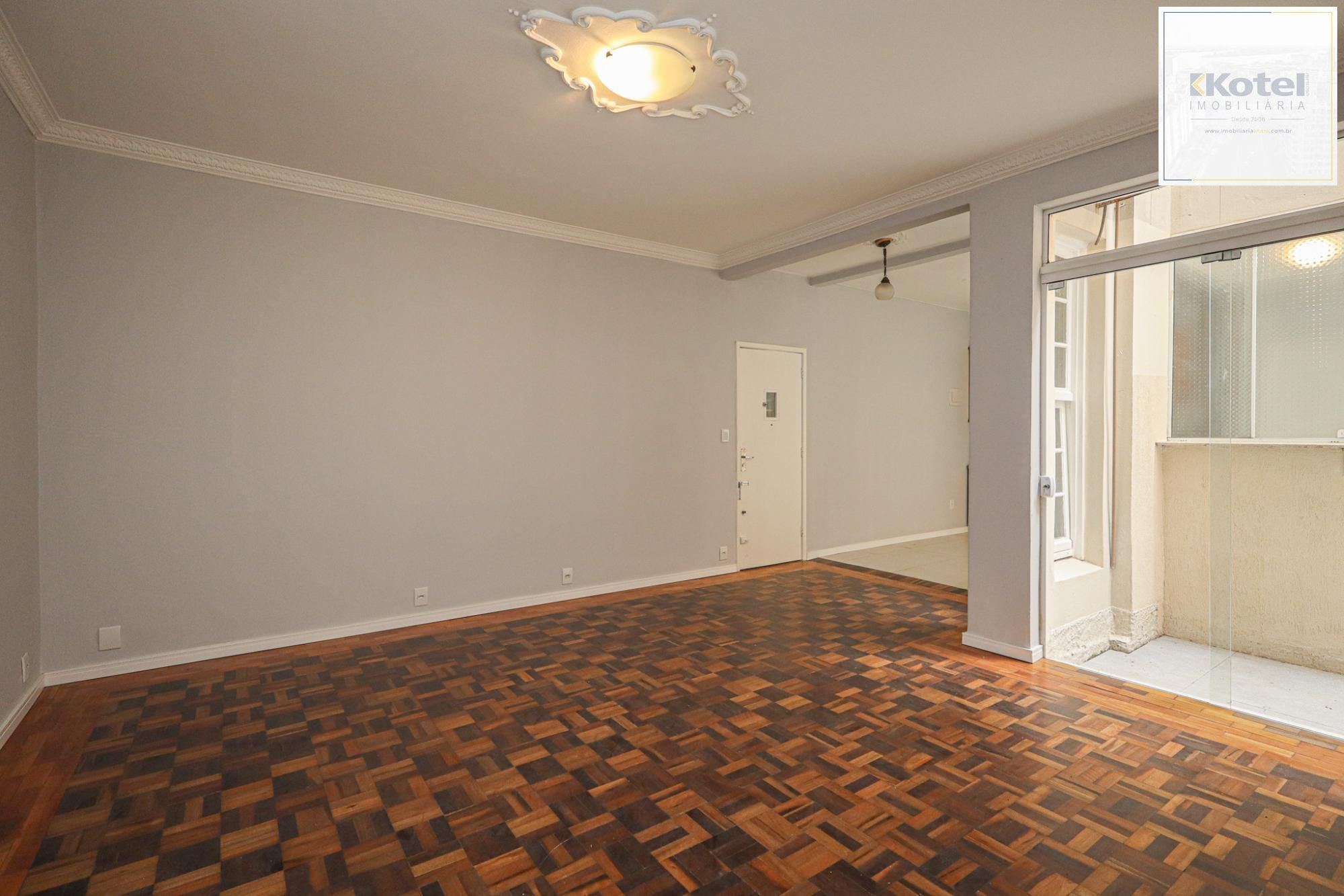 Apartamento a venda no bairro Bom Fim