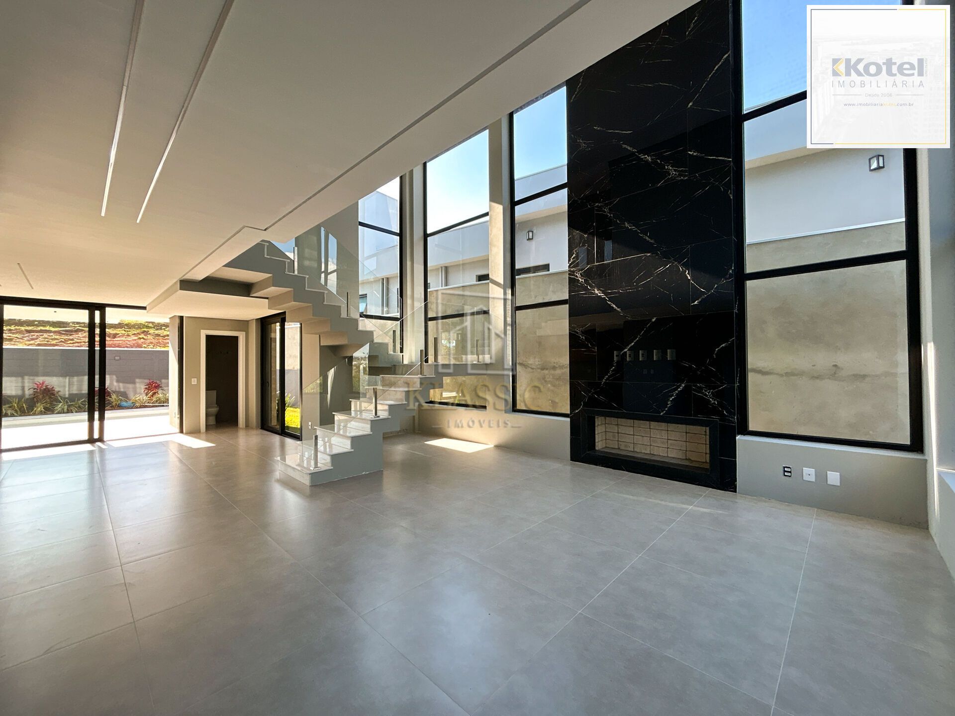 Casa de Condomínio 3 quartos à venda, 299m², Centro - Gravataí