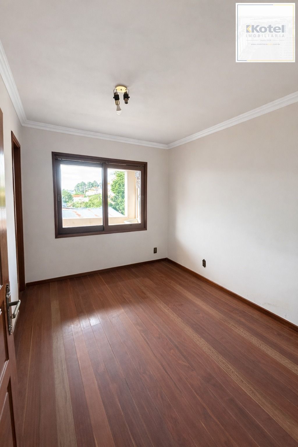 Predio Residencial e Comercial à Venda em Sant´Ana do Livramento. — foto 2